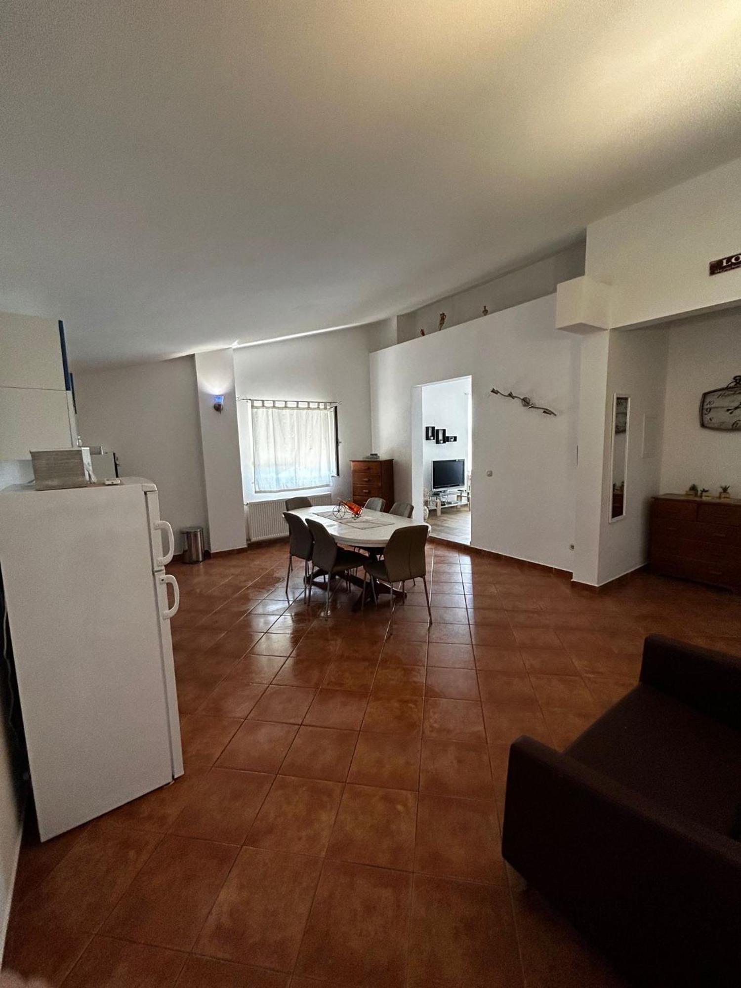 Apartments Petrovic Pirovac Εξωτερικό φωτογραφία